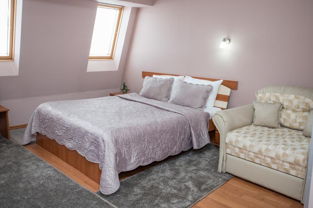 Sin-Kom Hotel Garni Pirot Kamer foto